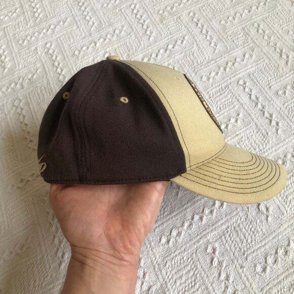 Y2K Nike Six Point Zero Skateboarding Hat S/M FlexFit Embroidered Patch Two Tone - Picture 5 of 11